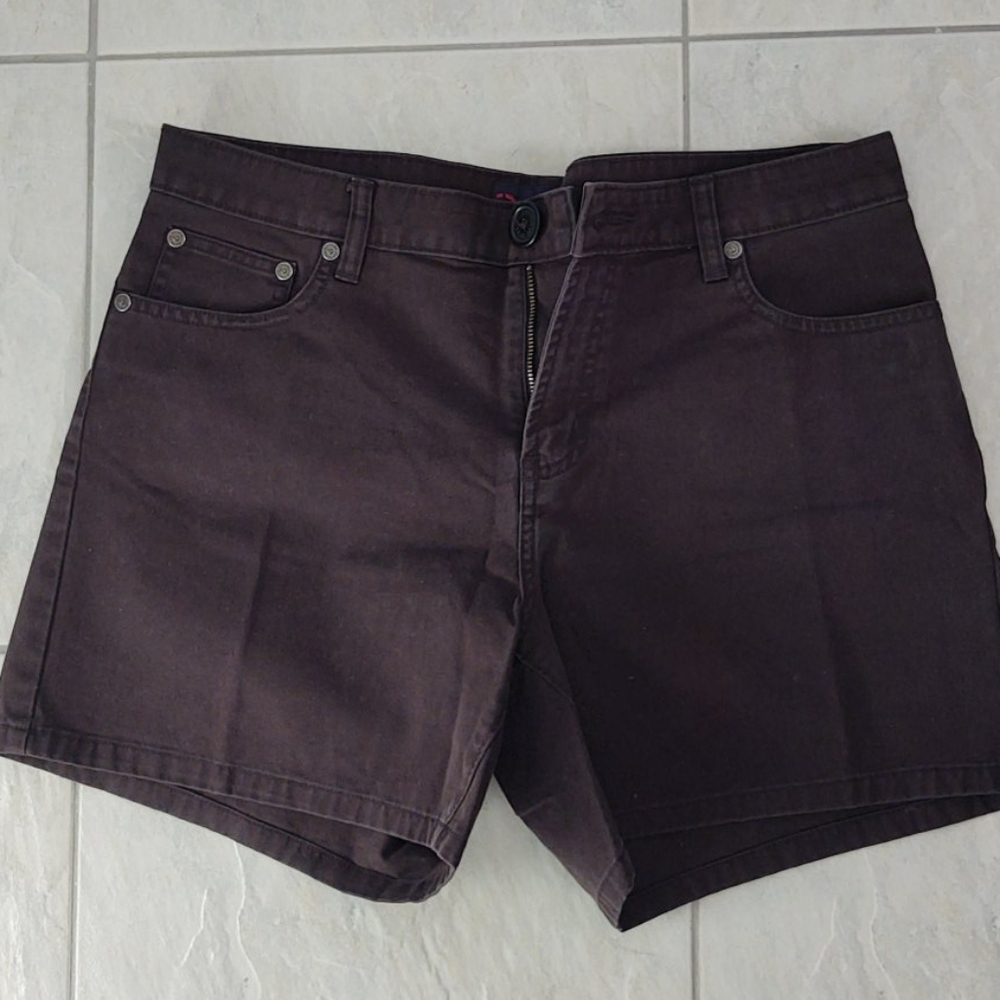 Nautica black shorts size 10. Like new